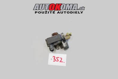 Magnetický podtlakový ventil Opel Astra H 1.3 cdti 55563531