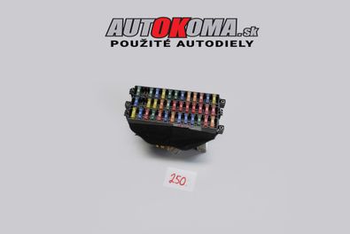 Poistková skrinka Opel Movano 2.5 Dci 8200774786