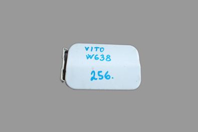 Dvierka palivovej nádrže Mercedes Vito W638 biele